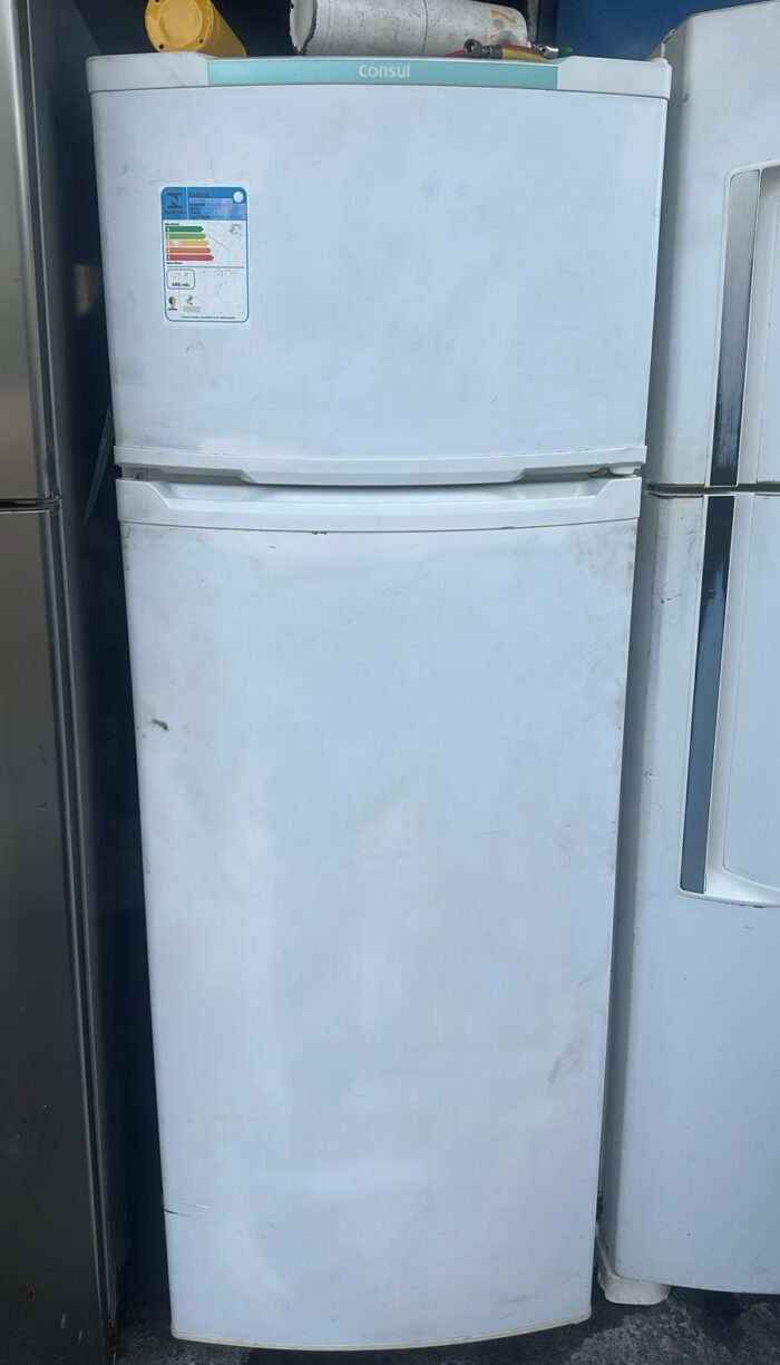 Geladeira Consul - 334L - 110vts - Usada