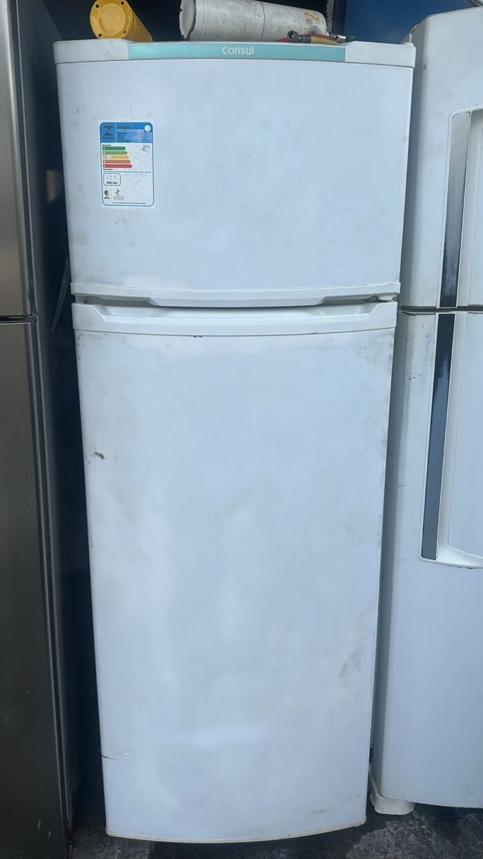 Geladeira Consul - 334L - 110vts - Usada