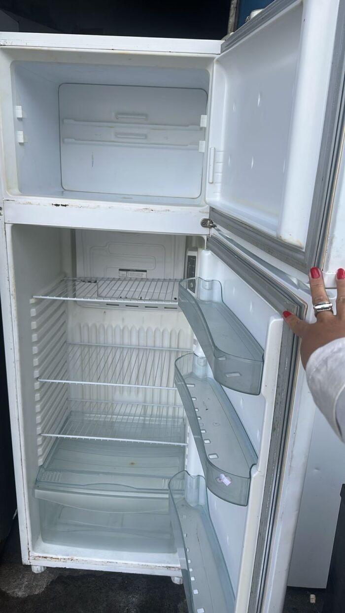 Geladeira Consul - 334L - 110vts - Usada - Image 2