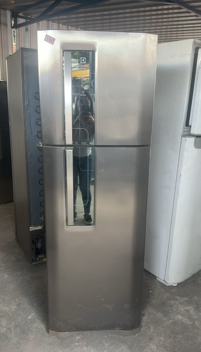 Geladeira Electrolux - 380L - 127Vts - Usada