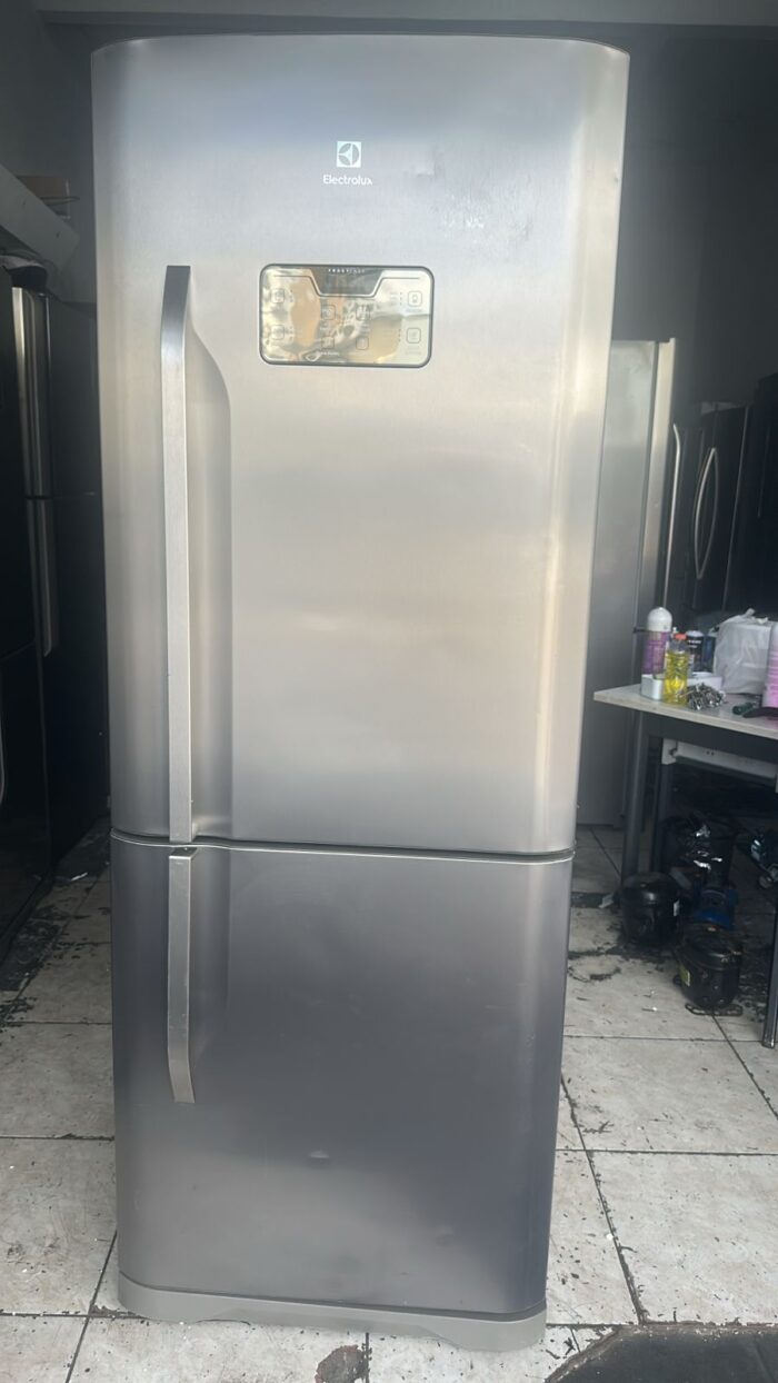 Geladeira Electrolux - 454L - 110vts - Semi novas
