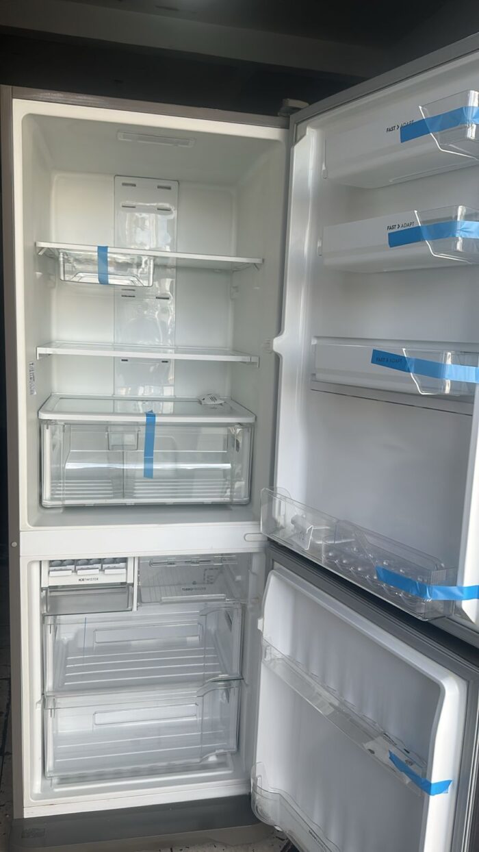 Geladeira Electrolux - 454L - 220Vts - Semi nova - Image 2