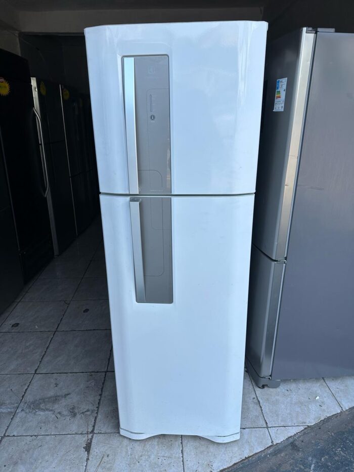 Geladeira Electrolux - 380L - 110Vts - Usada
