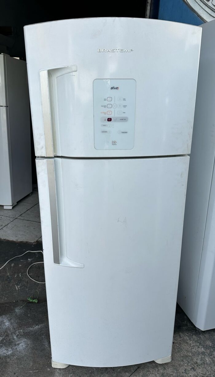 Geladeira Brastemp - 318L - 110Vts - Usada