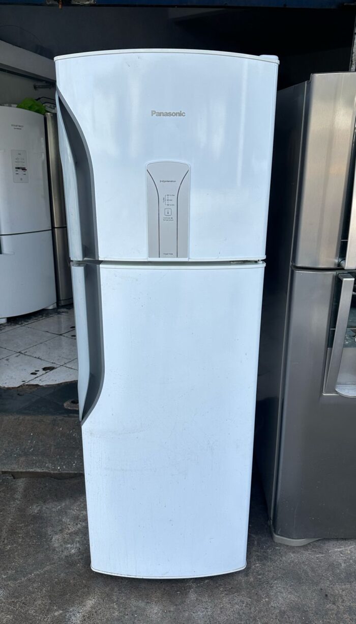 Geladeira Panasonic - 387L - 110Vts - Usada