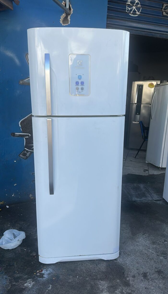 Geladeira Electrolux - 433L - 110Vts - Usada