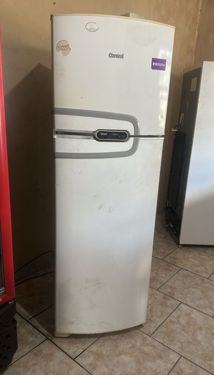 Geladeira Consul - 277L - 110Vts - Usada