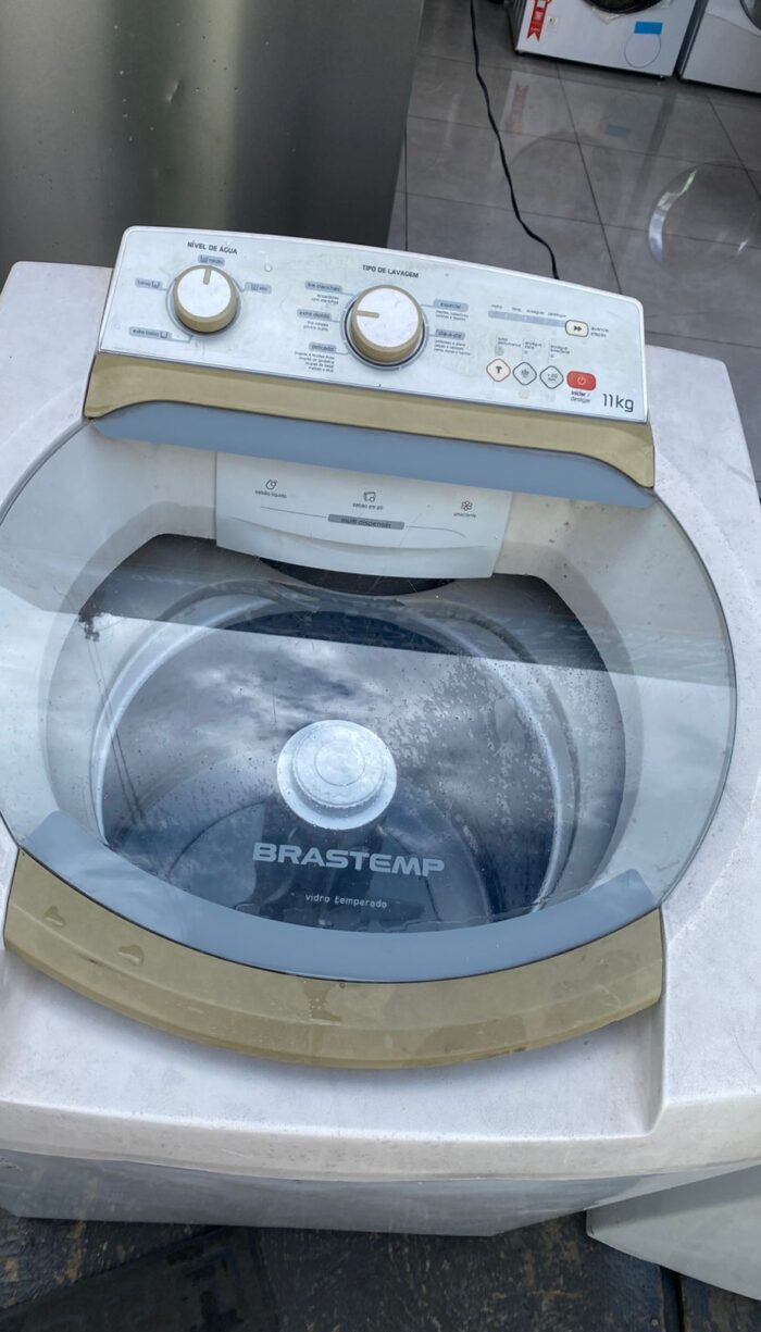 Maquina de Lavar Brastemp 11Kg -220Volts