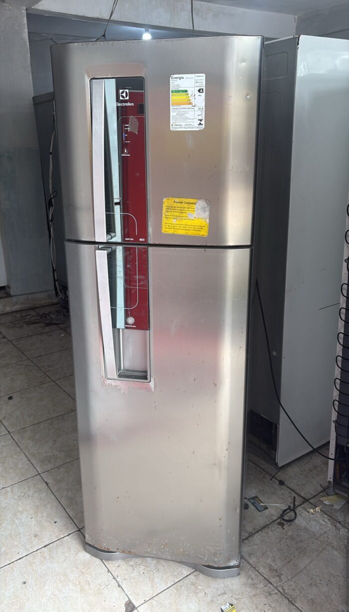Geladeira Electrolux