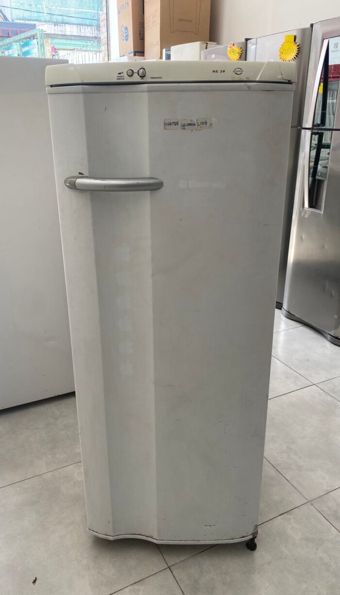 Geladeira Electrolux - Gelo Seco