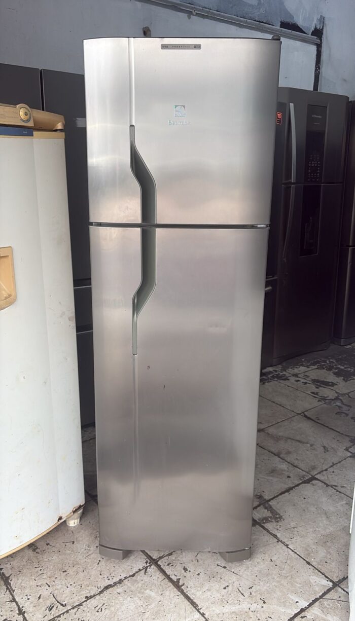 Geladeira Electrolux