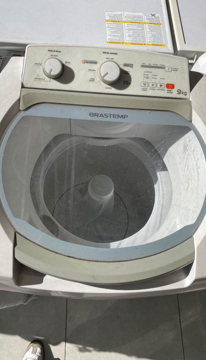 Maquina de lavar roupa Brastemp 9Kg - 220Volts