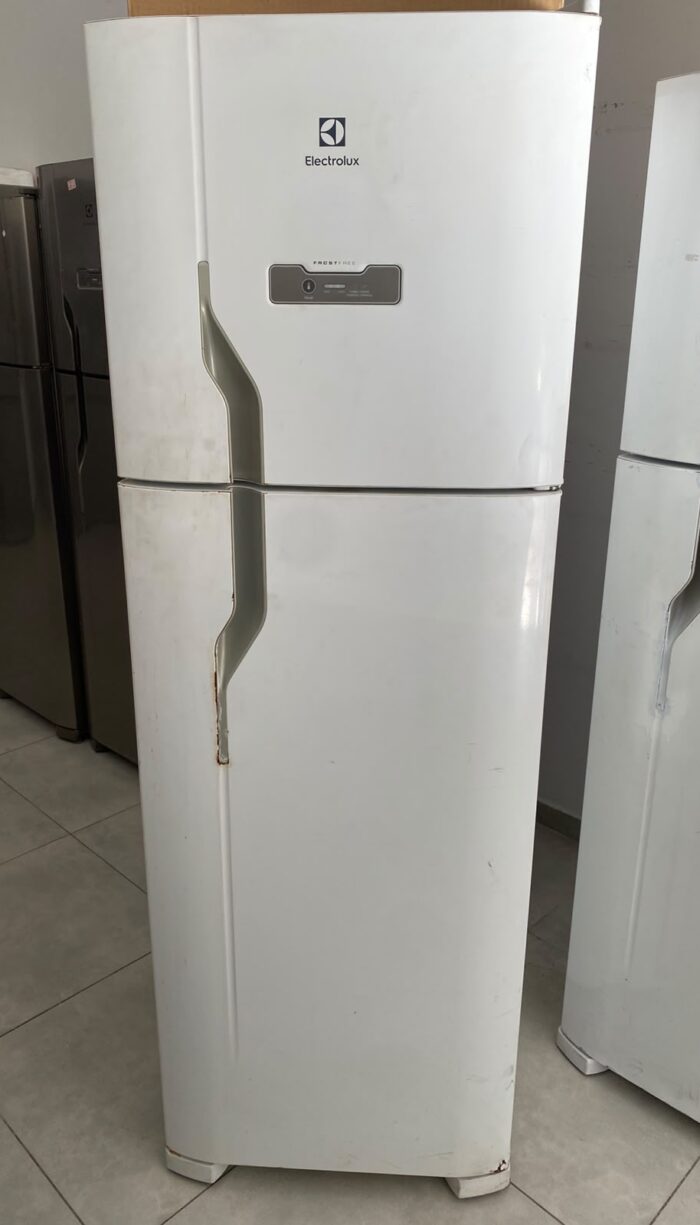 Geladeira Electrolux - DFN41 371 LITROS
