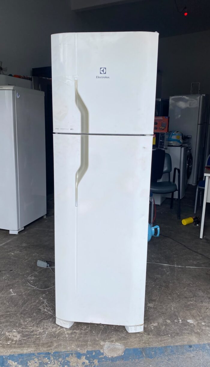 Geladeira Electrolux