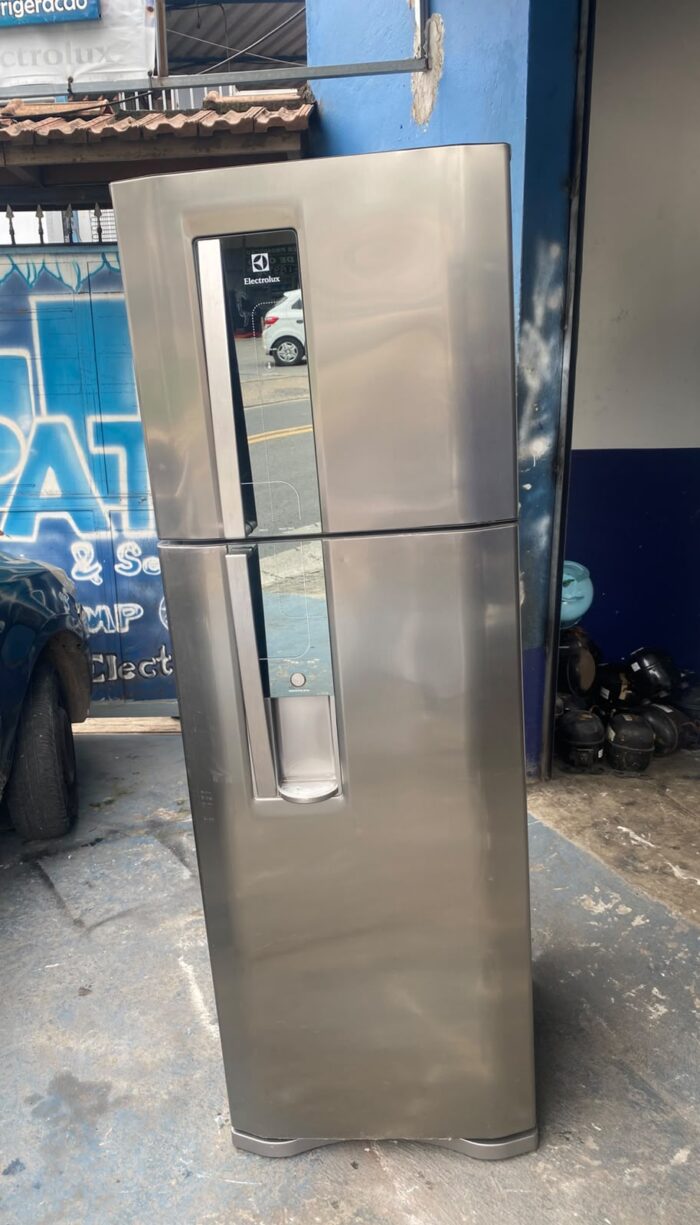 Geladeira Electrolux